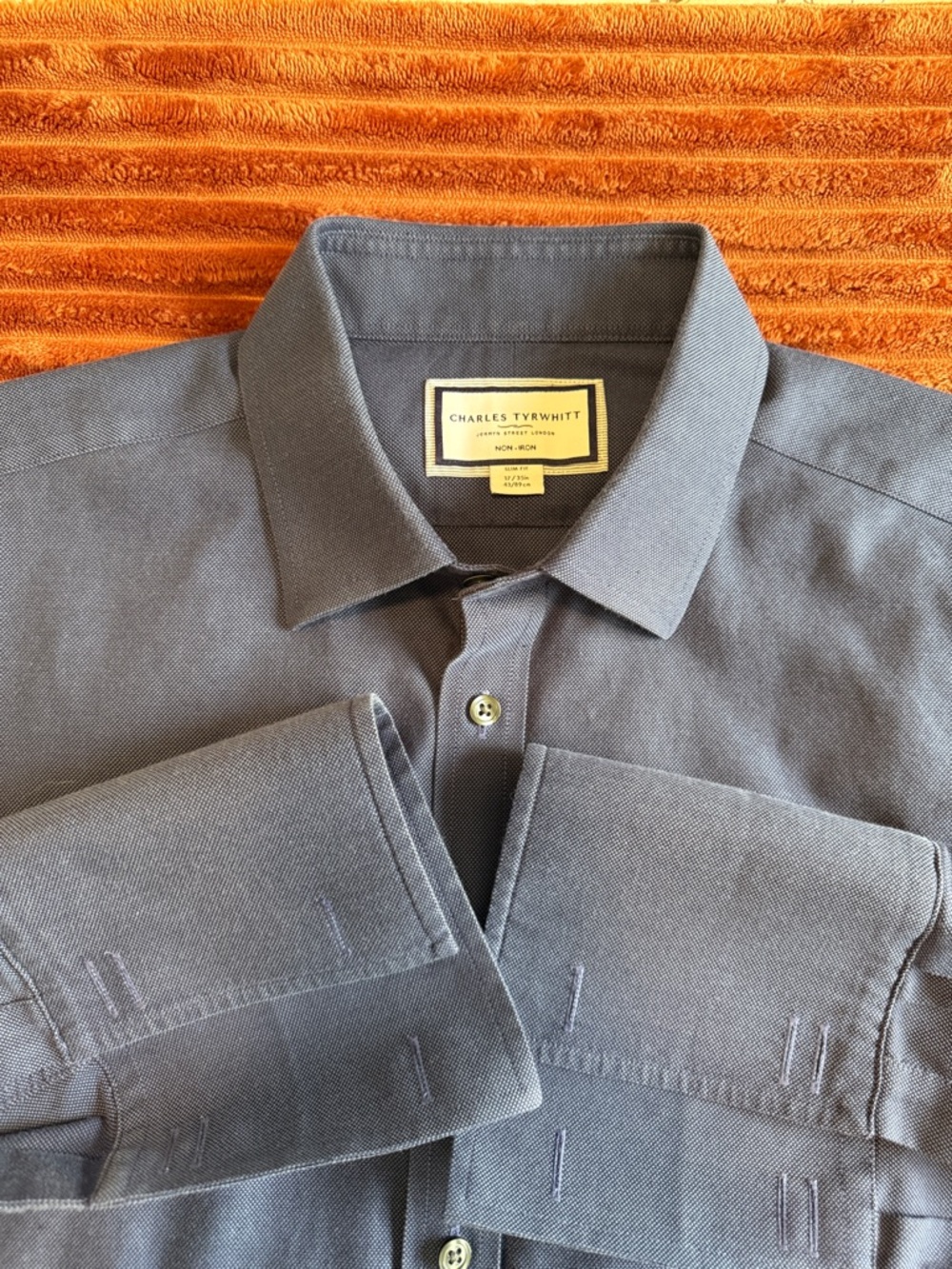 Charles Tyrwhitt Men's Navy French Cuff Dress Shirt - 17 / 35 Slim Fit